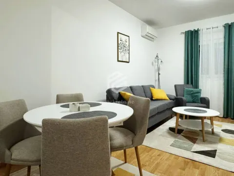 Rent, one bedroom apartment, 46m², Stari Aerodrom, Podgorica - image 1