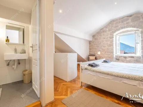 Prodaja, kuća, 95m², Perast, Kotor - image 19