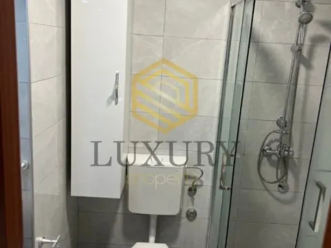 Izdavanje, jednosoban stan, 47m², Centar, Tivat - image 5