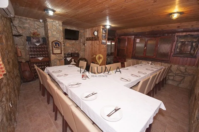 Sale, house, 1150m², Tološi, Podgorica