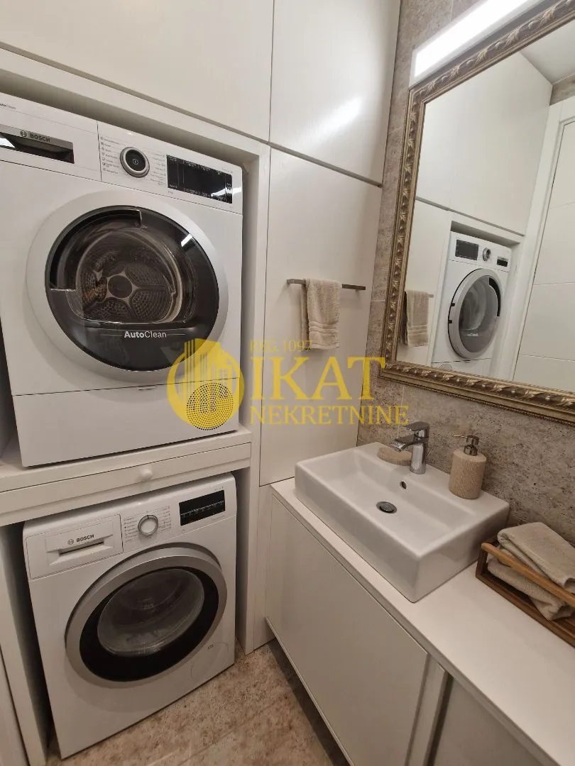 Prodaja, dvosoban stan, 124m², Savski Venac, Beograd