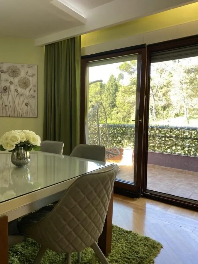 Prodaja, stan, 140m², Podgorica, Crna Gora