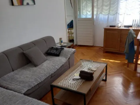 Izdavanje, jednosoban stan, 48m2, Gintaš, Podgorica Izdavanje, jednosoban stan, 48m2, Gintaš, Podgorica