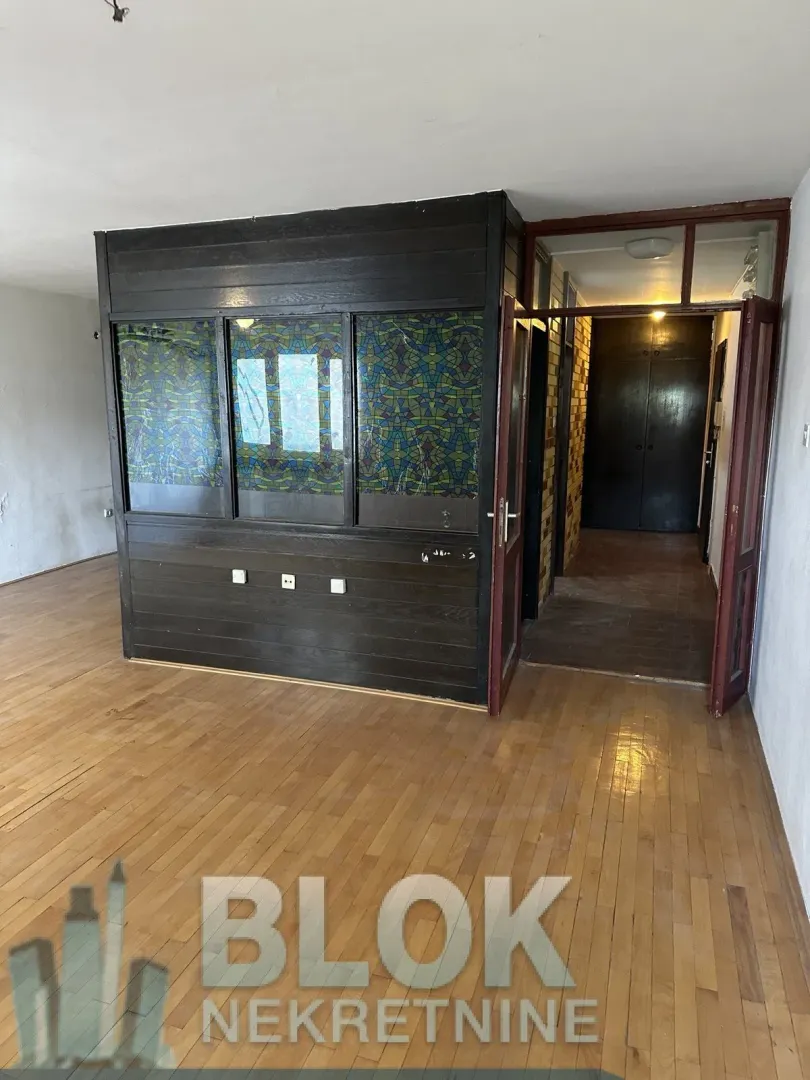 Prodaja, dvosoban stan, 80m², Blok 5, Podgorica