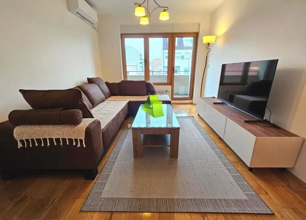 Izdavanje, jednosoban stan, 54m², Medijana, Niš