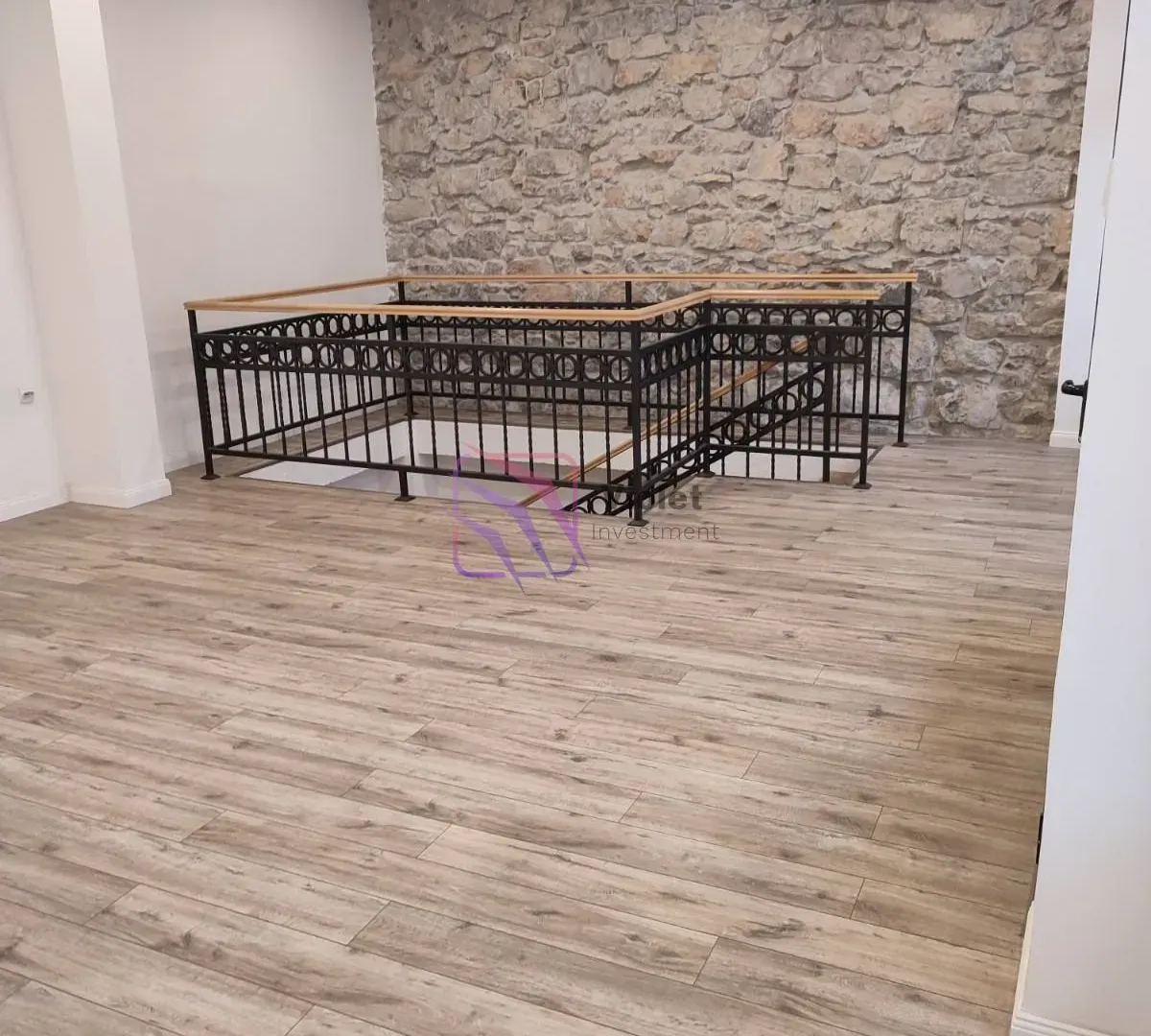Izdavanje, poslovni prostor, 110m², Centar, Podgorica