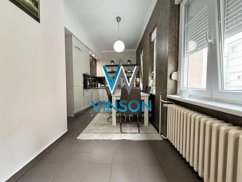 Izdavanje, trosoban stan, 100m², Novi Sad Sve Podlokacije, Novi Sad