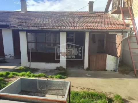 Prodaja, kuća, 170m², Gat, Subotica - image 11