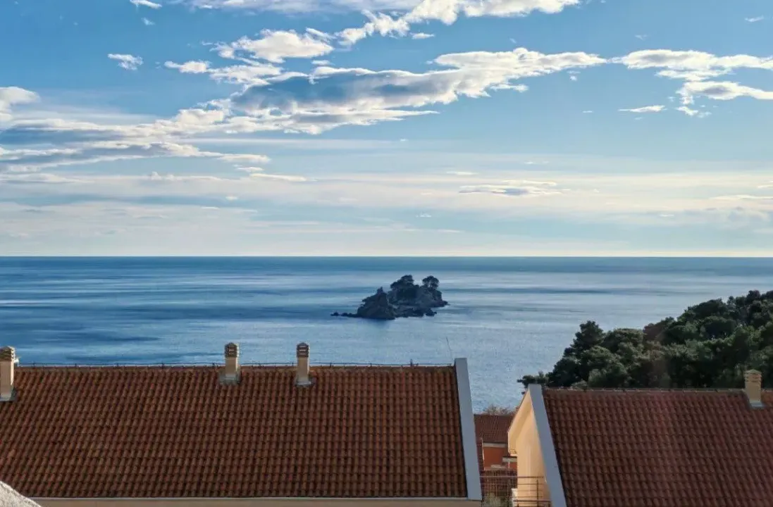 Sale, one bedroom apartment, 41m², Petrovac, Budva