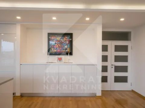 Izdavanje, dvosoban stan, 123m², Momišići, Podgorica - image 10