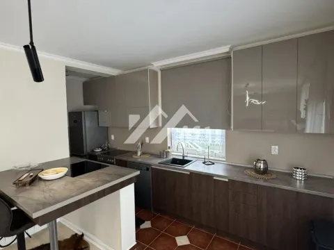 Izdavanje, kuća, 399m², Veternik, Novi Sad Sve Podlokacije - image 4