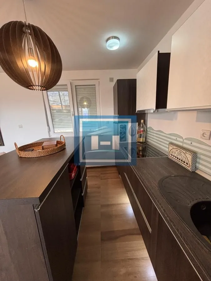 Prodaja, kuća, 220m², Đurđevo brdo, Jagodina