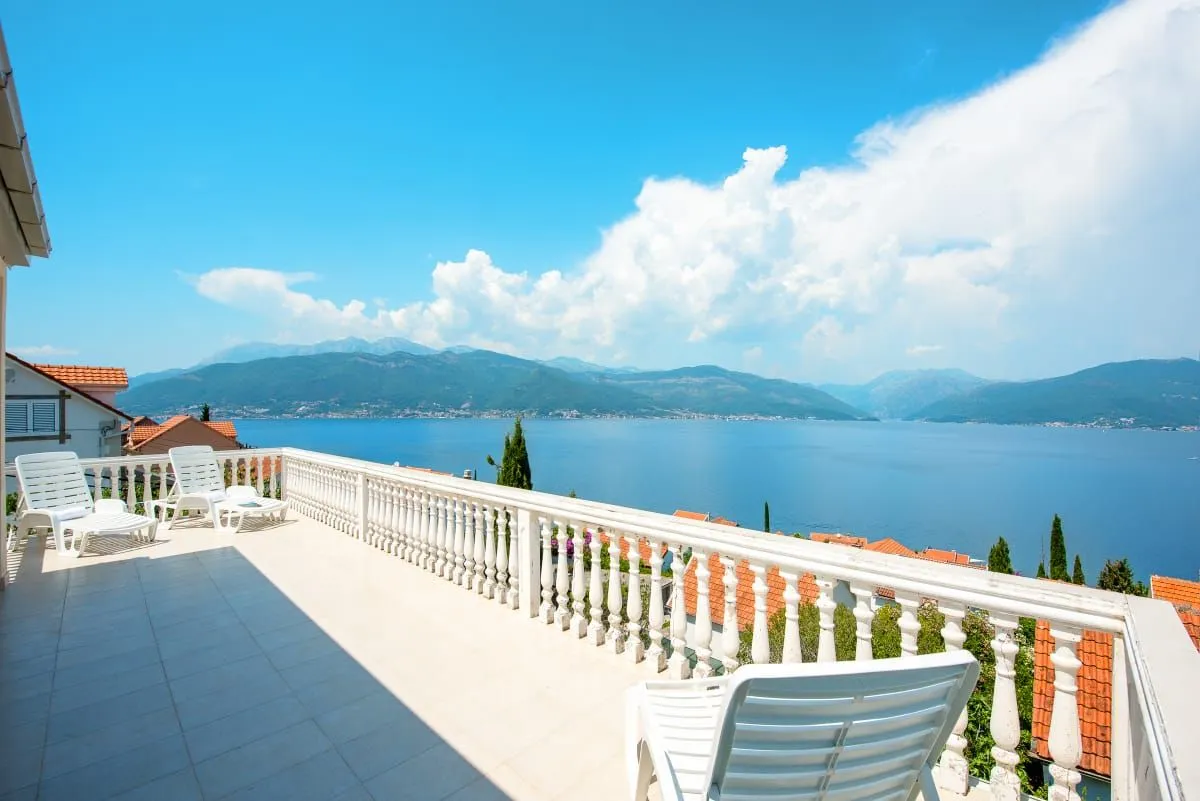 Prodaja, kuća, 150m², Krašići, Tivat