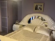 Sale, one bedroom apartment, 36m², Podmaine, Budva - image 11