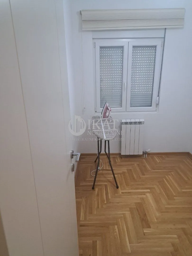 Prodaja, četvorosoban stan, 114m², Jajinci, Voždovac Sve Podlokacije