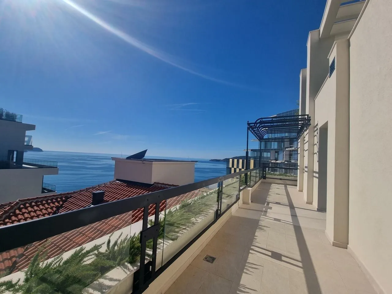 Sale, two bedroom apartment, 113m², Bečići, Budva