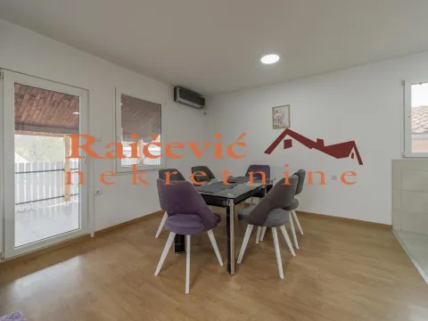 Izdavanje, trosoban stan, 83m², Medaković 1, Medaković Sve Podlokacije - image 6