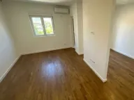 Izdavanje, dvosoban stan, 72m², Zagorič, Podgorica - image 3
