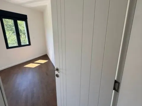 Rent, one bedroom apartment, 41m², Kod Capital Plaze, Podgorica - image 5