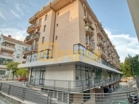 Rent, two bedroom apartment, 90m², Centar, Podgorica - image 27