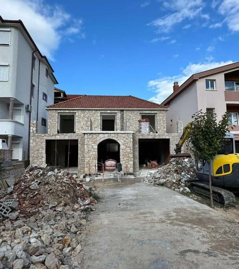 Sale, house, 260m², Centar, Ulcinj