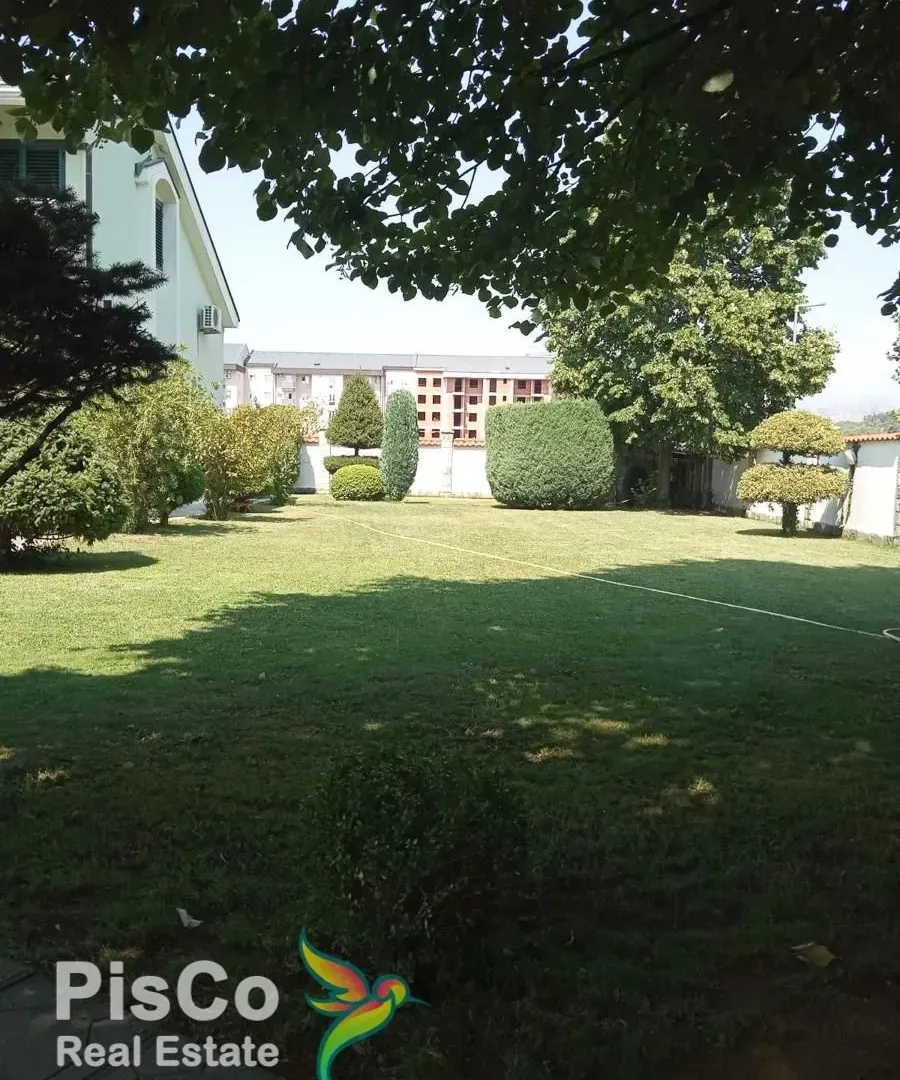 Prodaja, kuća, 350m², Zabjelo, Podgorica