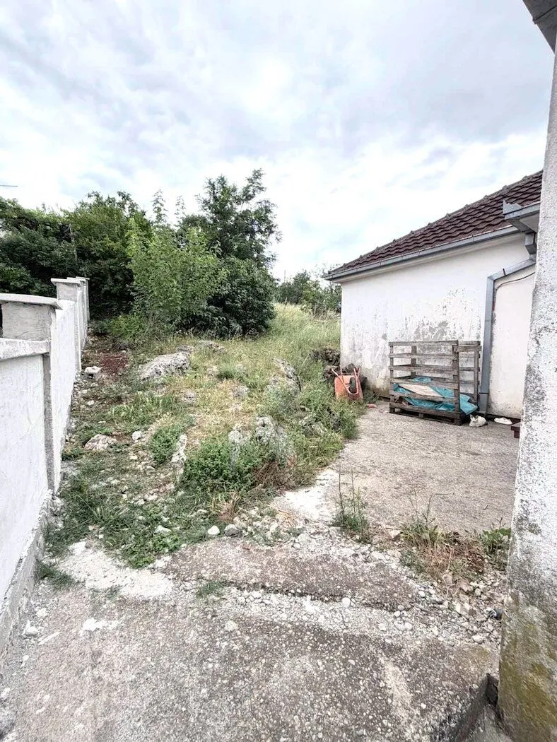 Sale, house, 120m², Masline, Podgorica