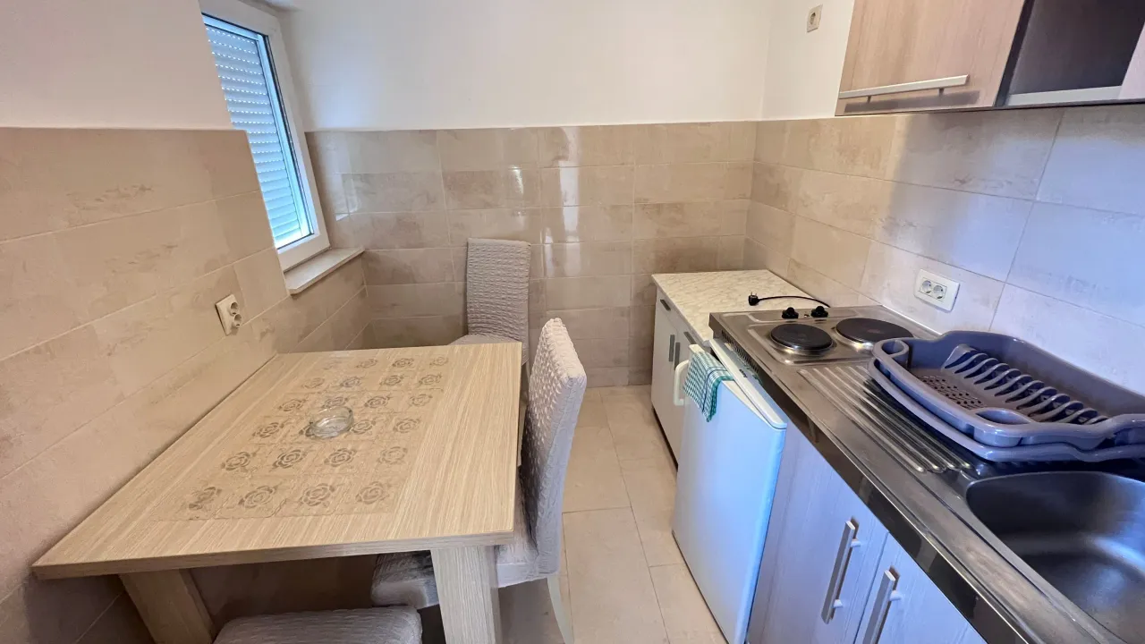 Rent, one bedroom apartment, 45m², Centar, Budva