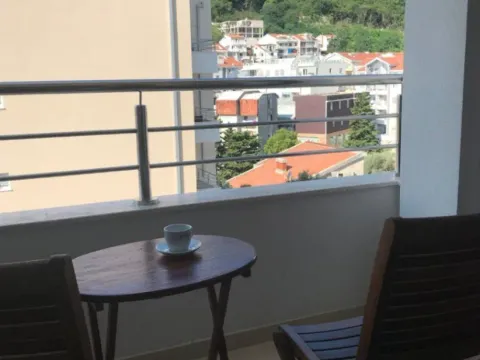 Izdavanje, jednosoban stan, 45m², Maslinjak, Budva - image 3