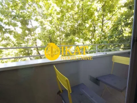 Sale, two bedroom apartment, 33m², Stari Grad, Beograd - image 3