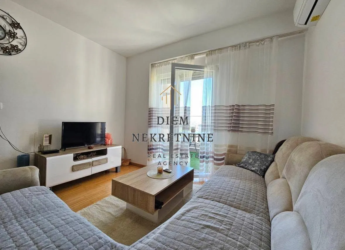Rent, one bedroom apartment, 43m², Ilino, Bar