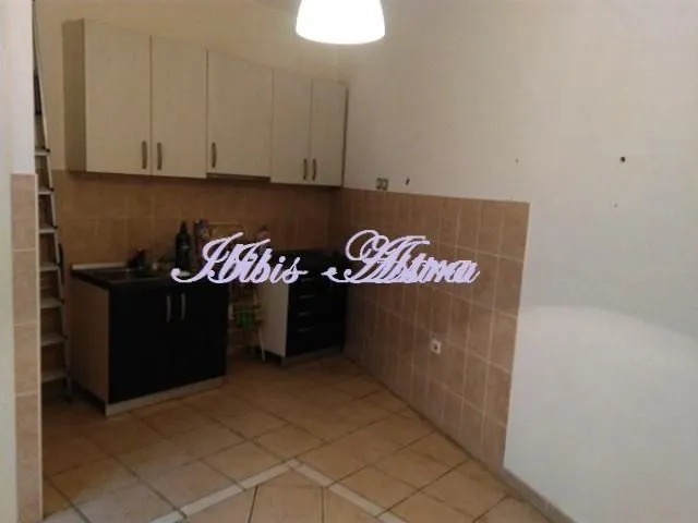 Rent, four bedroom apartment, 130m², Skadarlija, Beograd
