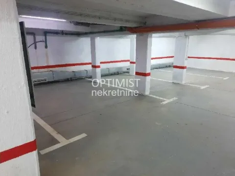 Sale, parking/garage, 170m², Kumodraž 1, Kumodraž Sve Podlokacije - image 2