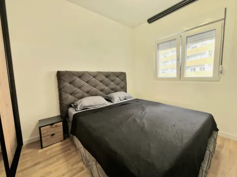 Rent, one bedroom apartment, 48m², Budva, Crna Gora - image 13