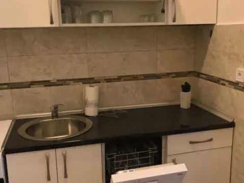 Rent, studio apartment, 34m², Đenovići, Herceg Novi - image 9