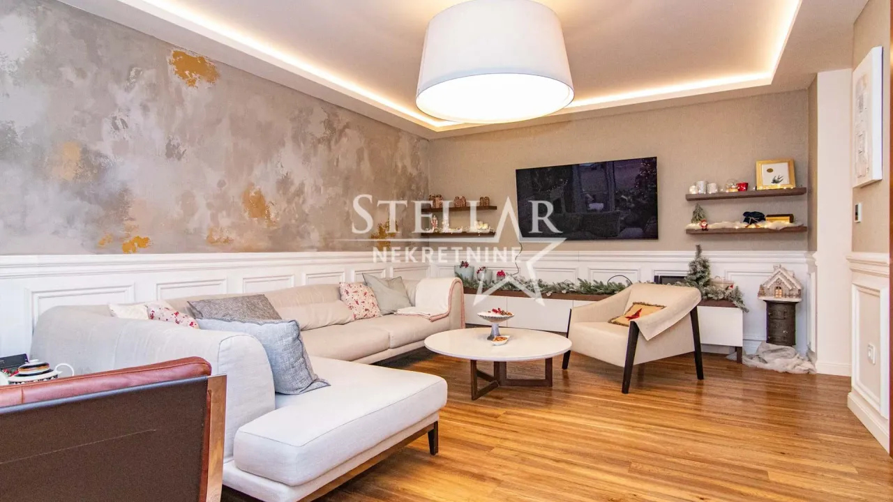 Prodaja, trosoban stan, 122m², Centar, Podgorica