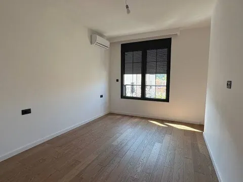 Prodaja, trosoban stan, 96m², Tivat, Crna Gora - image 14