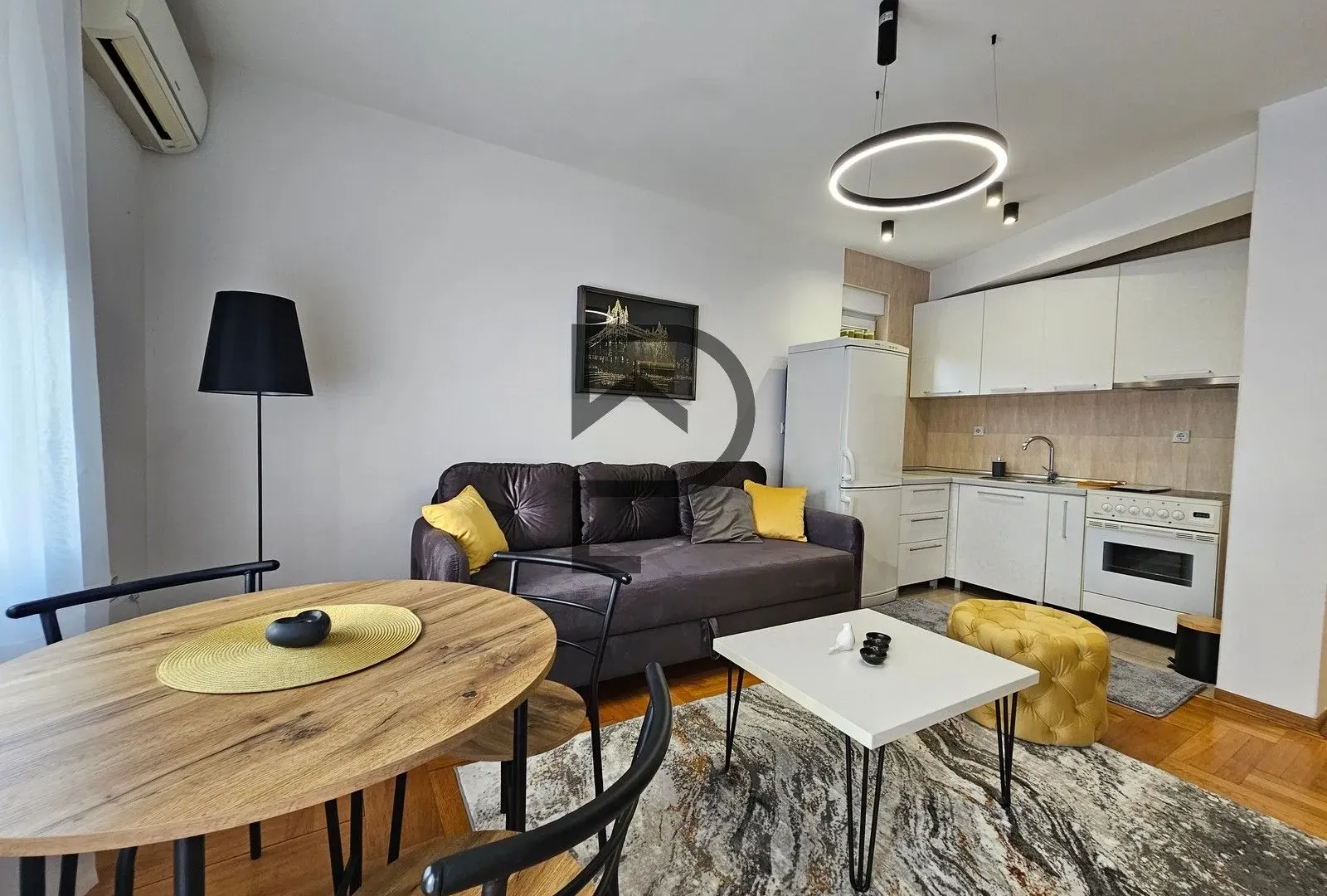 Rent, apartment, 41m², Drač, Podgorica