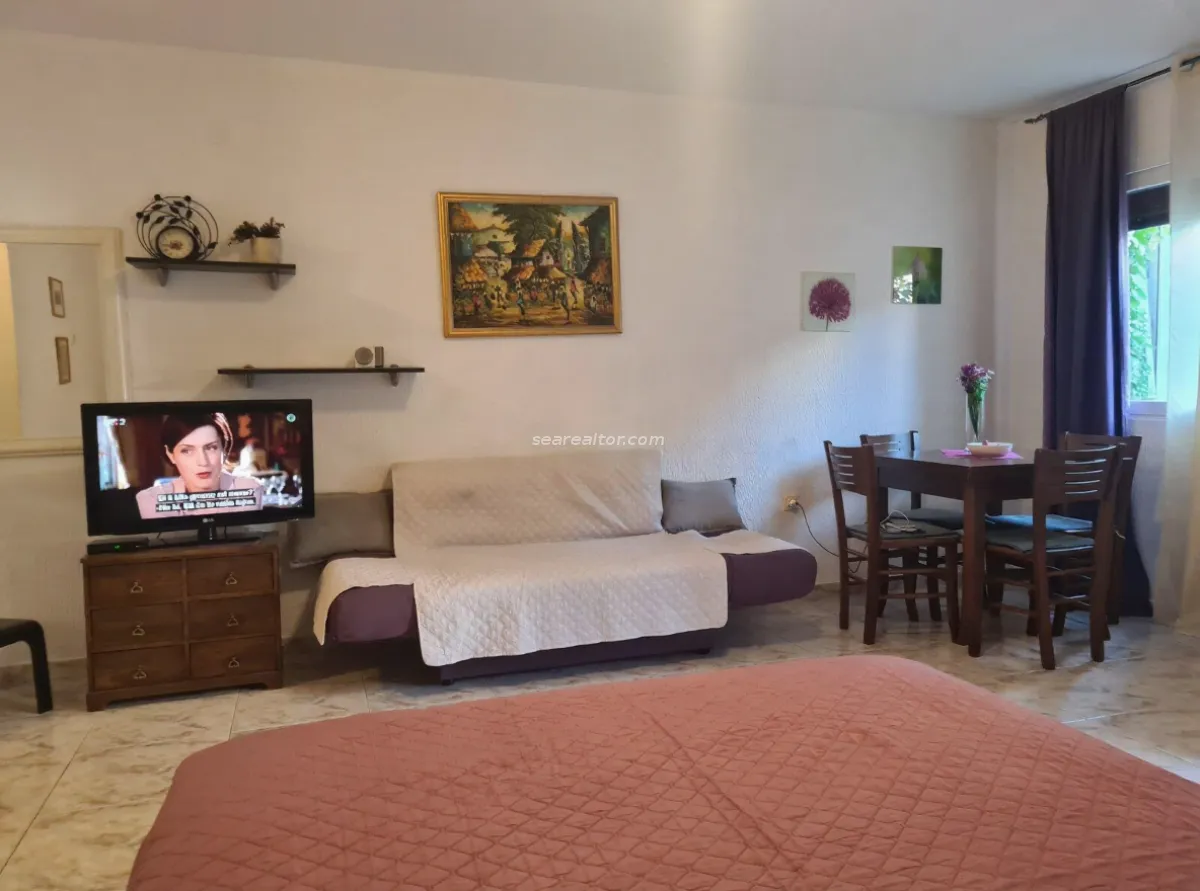 Rent, one bedroom apartment, 31m², Budva, Crna Gora