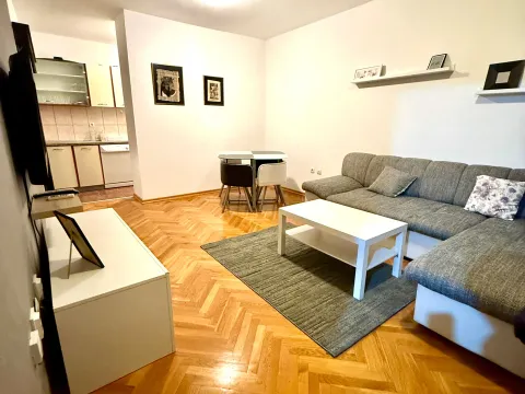 Rent, one bedroom apartment, 50m², Stari Aerodrom, Podgorica - image 3