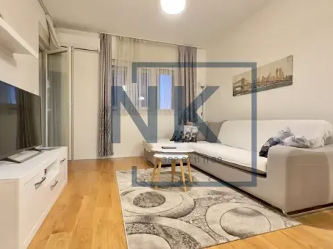 Rent, one bedroom apartment, 49m², Central Point, Podgorica