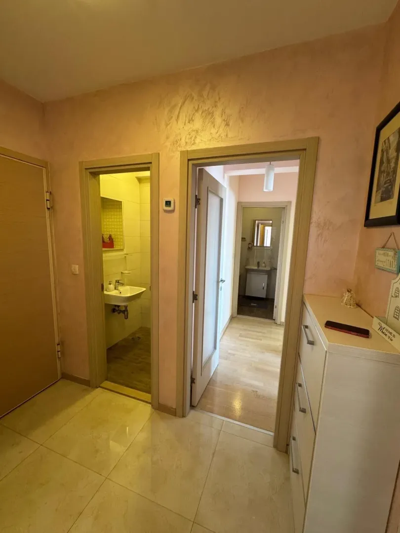 Izdavanje, dvosoban stan, 70m², City Kvart, Podgorica