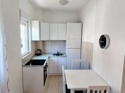 Rent, two bedroom apartment, 55m², Budva okolina, Budva - image 2