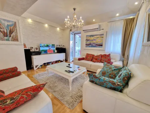 Sale, two bedroom apartment, 90m², Budva, Crna Gora - image 7