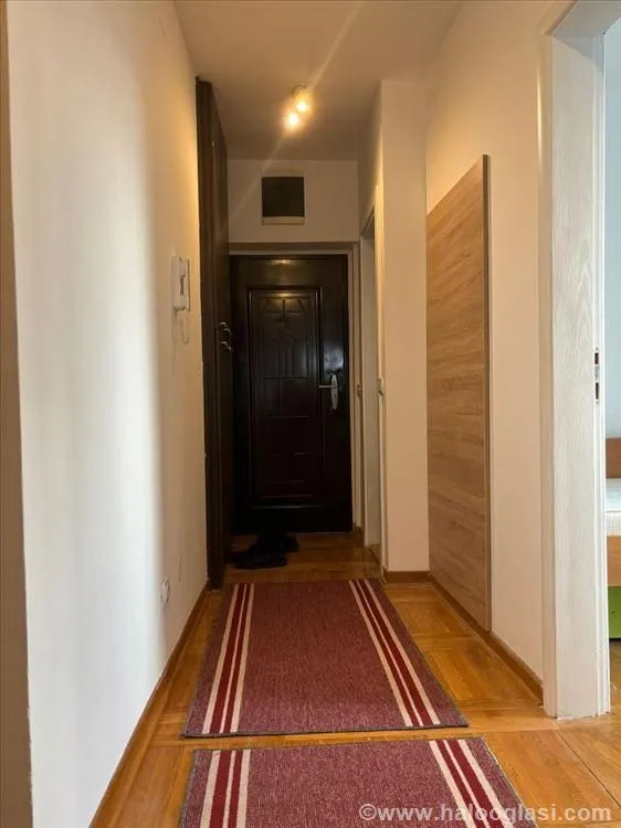 Rent, three bedroom apartment, 94m², Autokomanda, Voždovac Sve Podlokacije