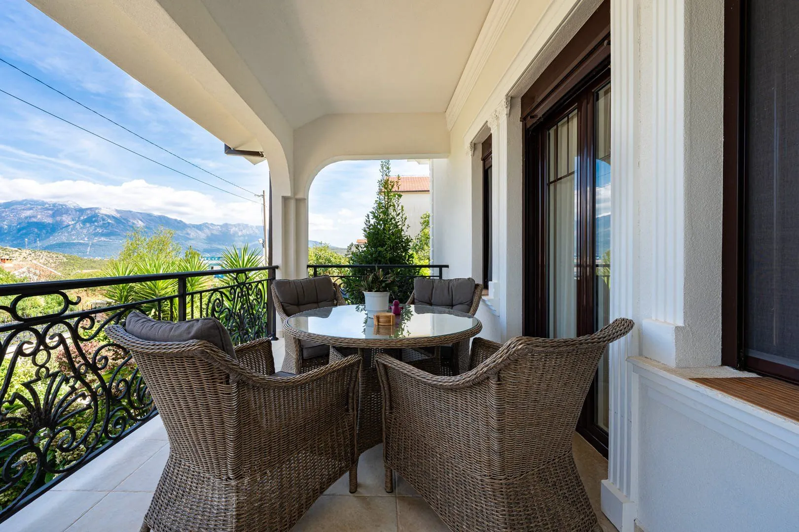 Prodaja, kuća, 277m², Radovići, Tivat