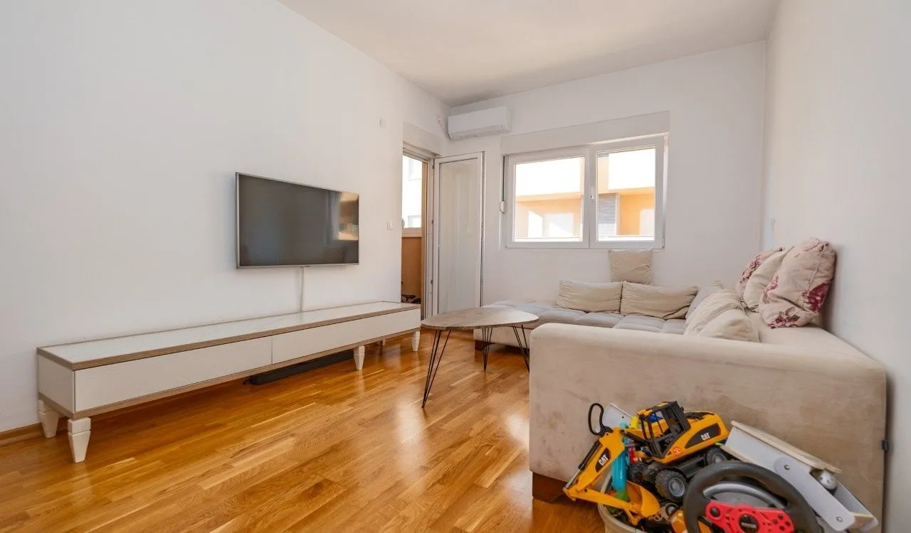 Sale, one bedroom apartment, 48m², Tuški Put, Podgorica