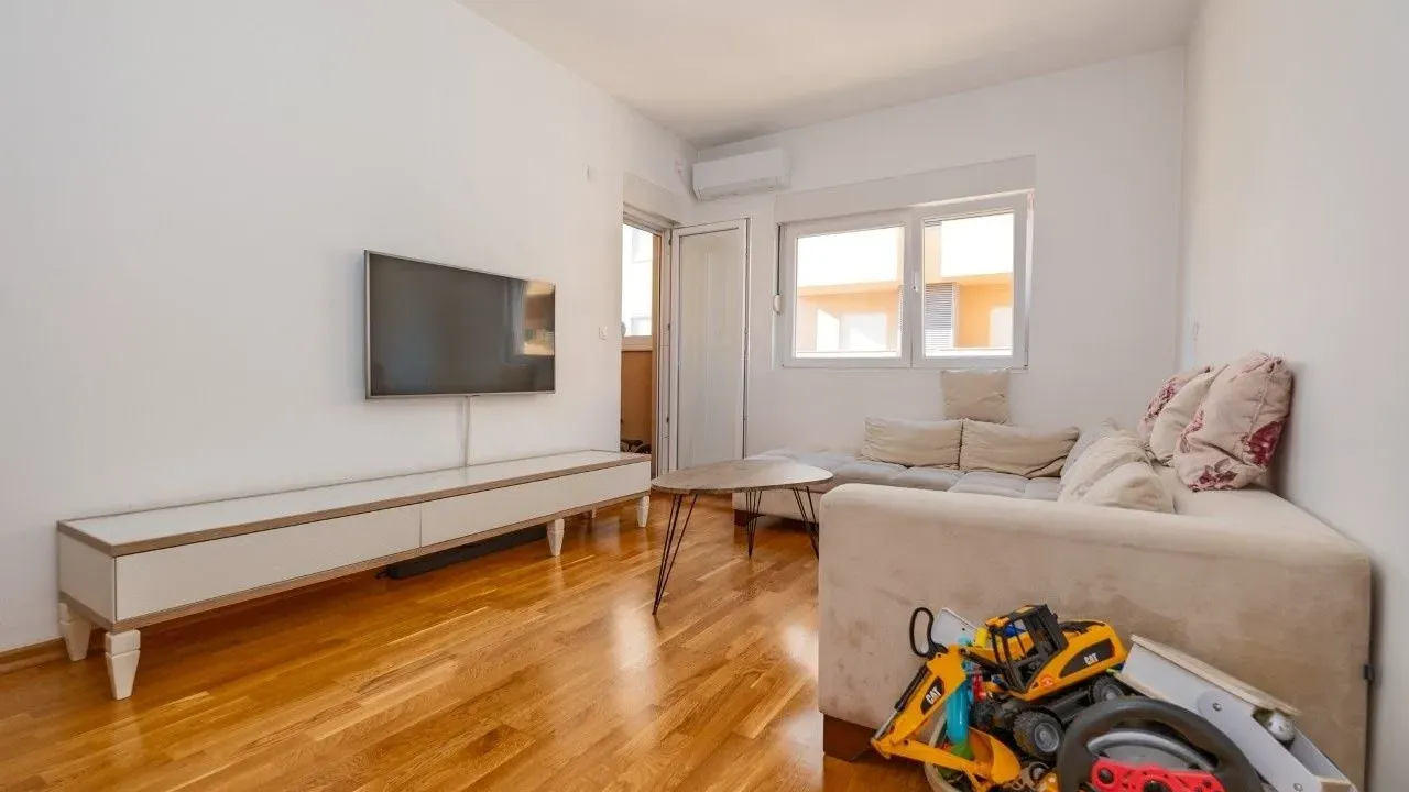 Prodaja, jednosoban stan, 48m², Tuški Put, Podgorica