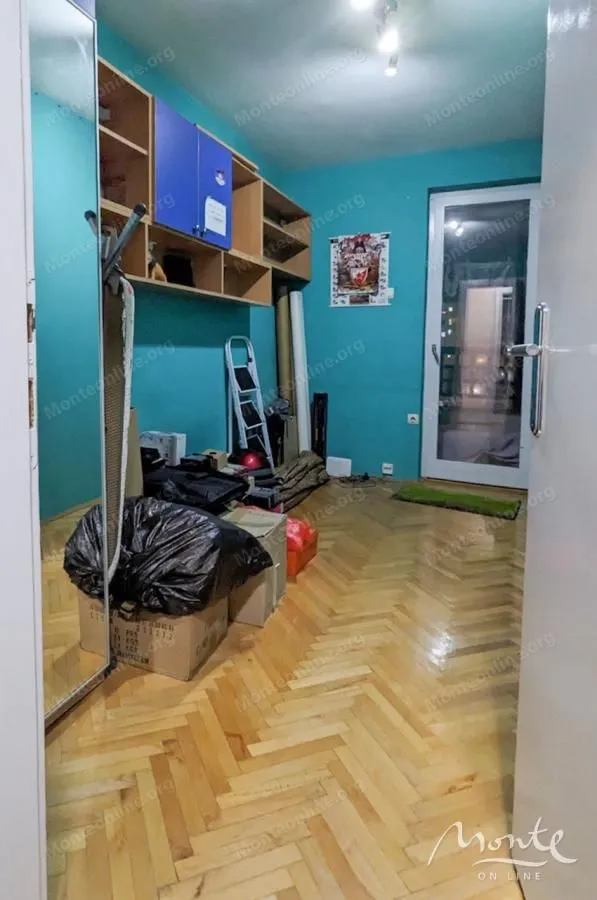 Prodaja, četvorosoban stan, 92m², Lepa Kata, Podgorica