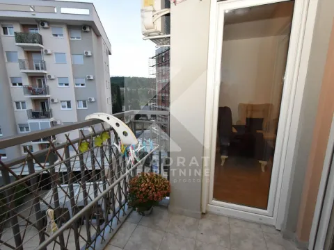 Rent, one bedroom apartment, 45m², Zagorič, Podgorica - image 13